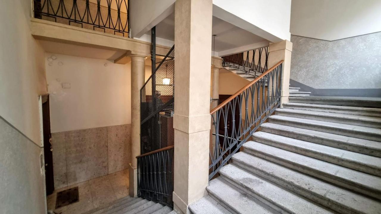 Roma 30 - Poema Apartment Триест Екстериор снимка