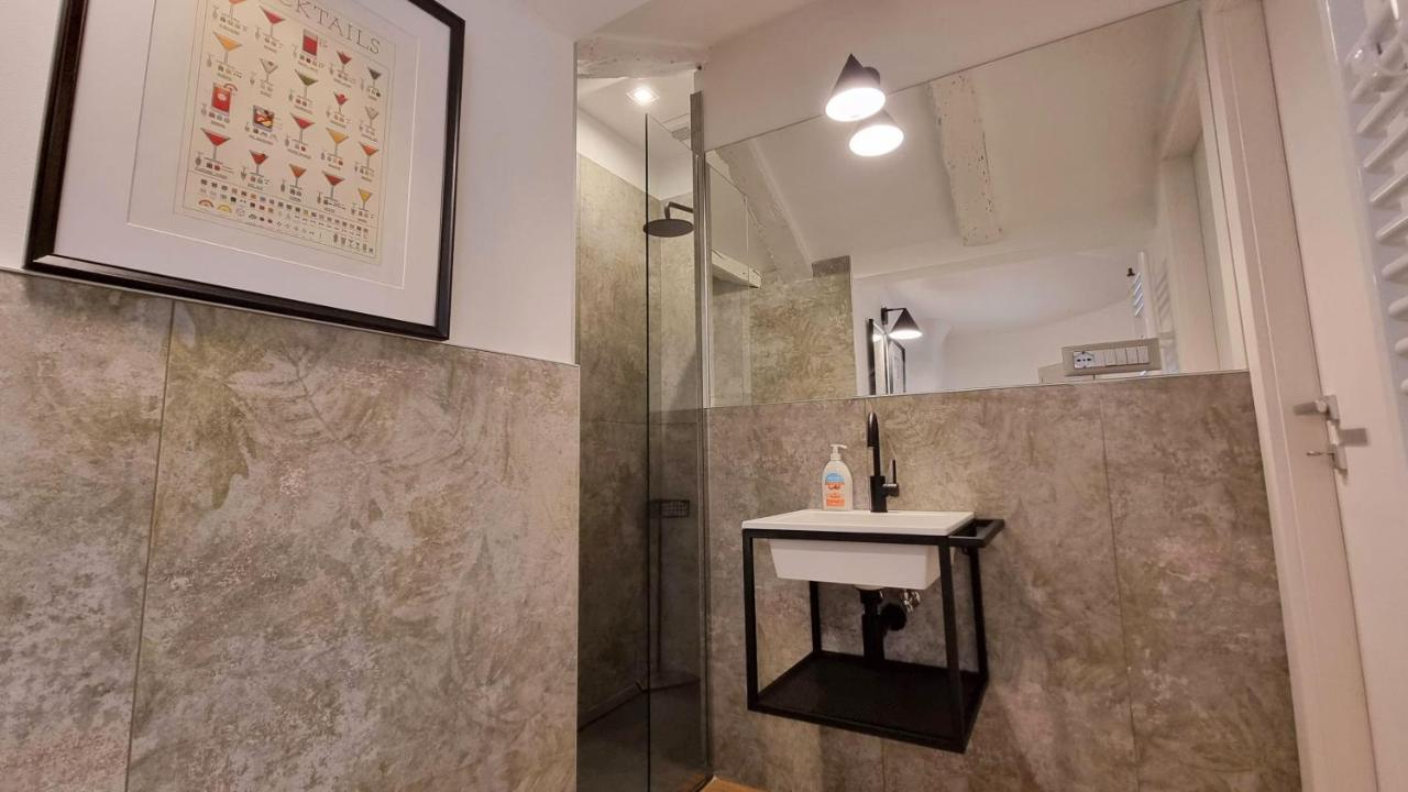 Roma 30 - Poema Apartment Триест Екстериор снимка